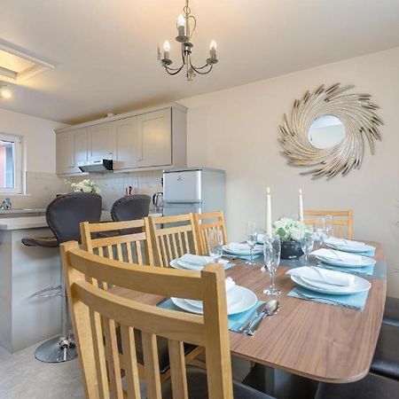 Town Square Townhouse - Best Location In Galway Kültér fotó