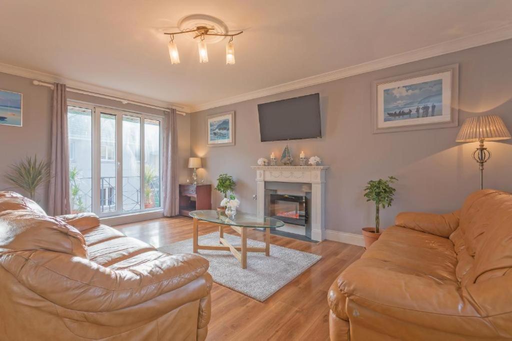 Town Square Townhouse - Best Location In Galway Kültér fotó