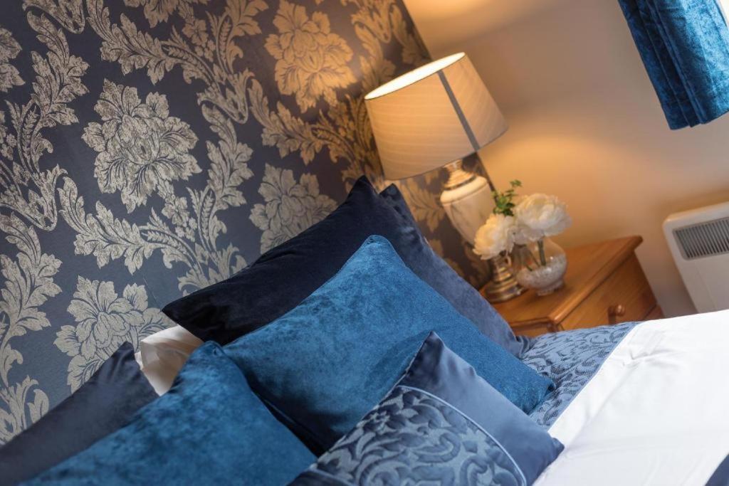 Town Square Townhouse - Best Location In Galway Kültér fotó